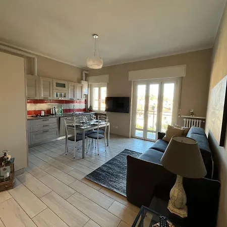 Διαμέρισμα Garibaldi 46 *